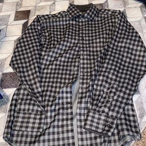 Men’s flannel patterned shirt